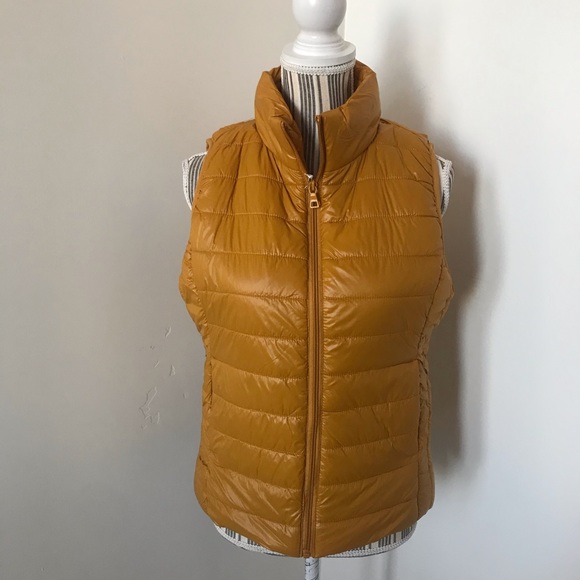 Mustard Quilted Padded Vest - Picture 2 of 11